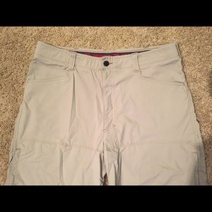 Wrangler multi pocket khaki shorts 38 nylonspandex